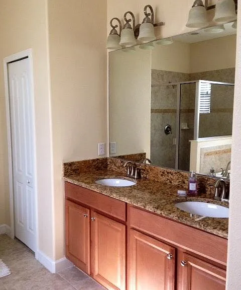 master bath 1