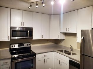 3155 Coachman Rd APT 275, Eagan, MN 55121