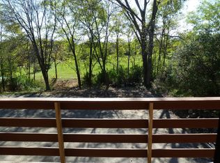 2437 Chalet Gardens Ct APT 4, Fitchburg, WI 53711
