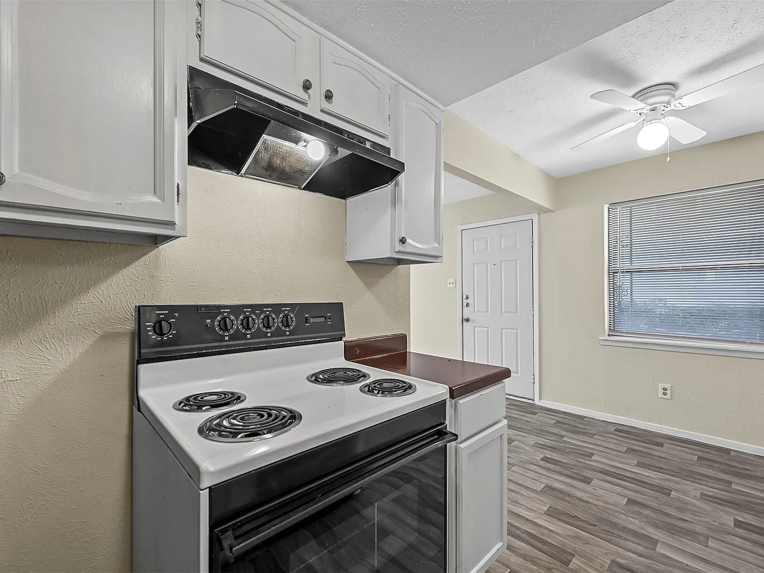 505 N Morris St; Terrell 75160 - 5 — Photo 4