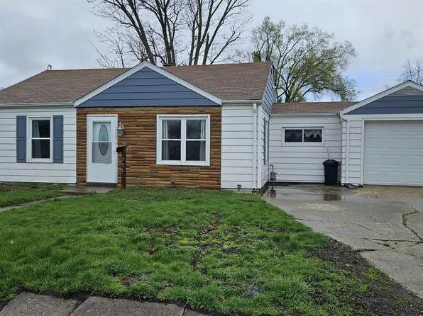 335 N 11th Ave, Canton, IL 61520