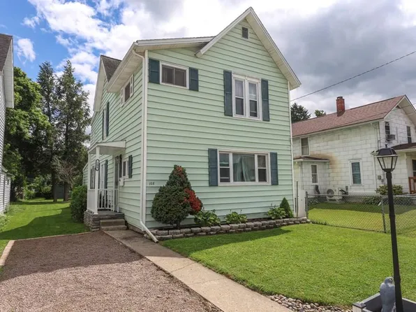 108 1st St, Elkland, PA 16920