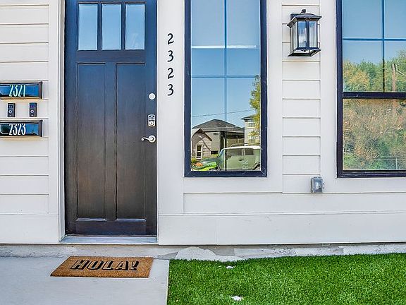 5th image of 2323 Benbrook Blvd