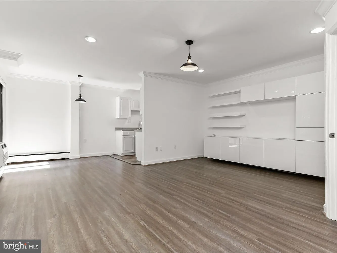 Studio, 568 sqft, $2,200 — Photo 1