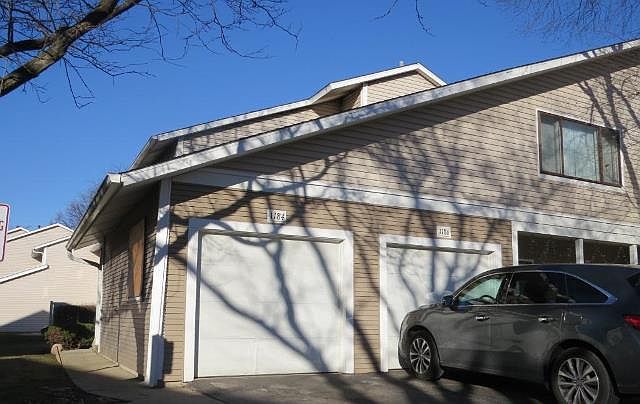 2nd image of 1184 E Cunningham Dr