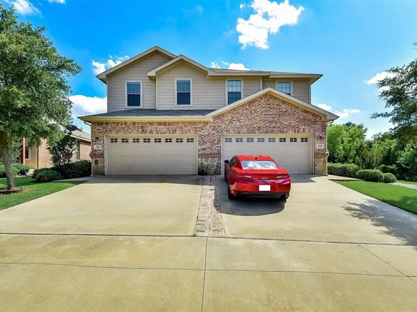 339 Orbit Dr, Lavon, TX 75166