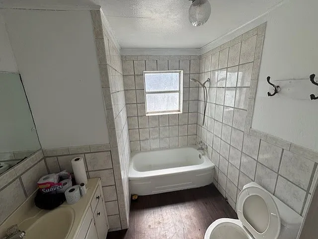 1321 W Frey St — Photo 7