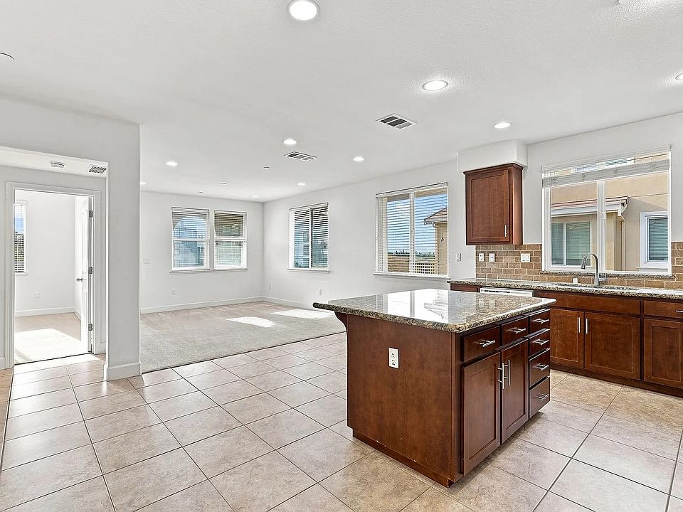 1st image of 1645 Lee Way