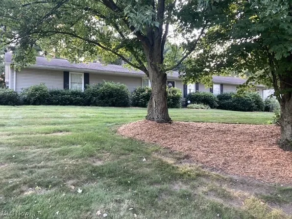 3145 Steubenville Rd SE, Carrollton, OH 44615