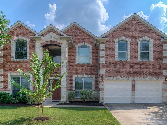 2nd image of 703 Crestwood Ln