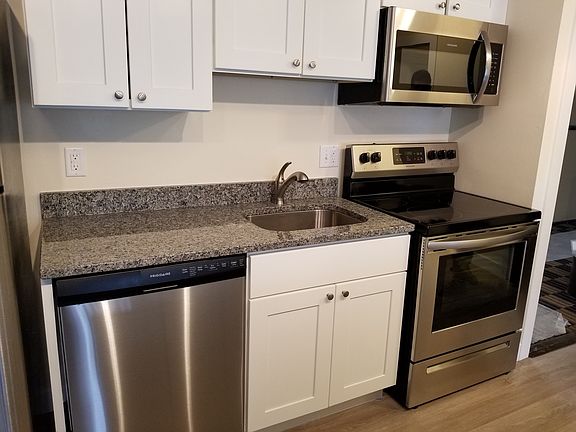 4th image of 12415 W Greenfield Ave APT 13