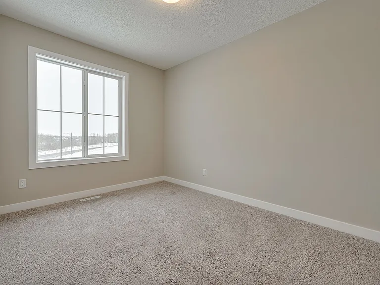 2610 Maple Way NW — Photo 12