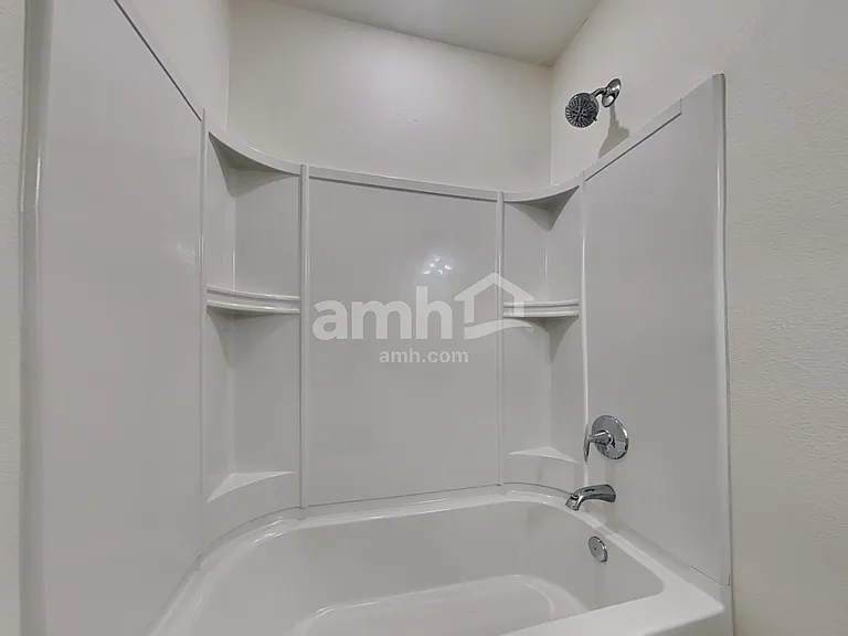 814 Rocking Chair Ln — Photo 19