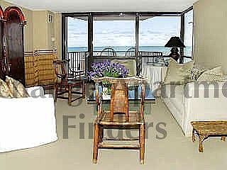 2nd image of 1300 N Astor St Unit 6C