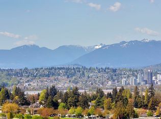 13308 Central Ave #1805, Surrey, BC V3T 0M4