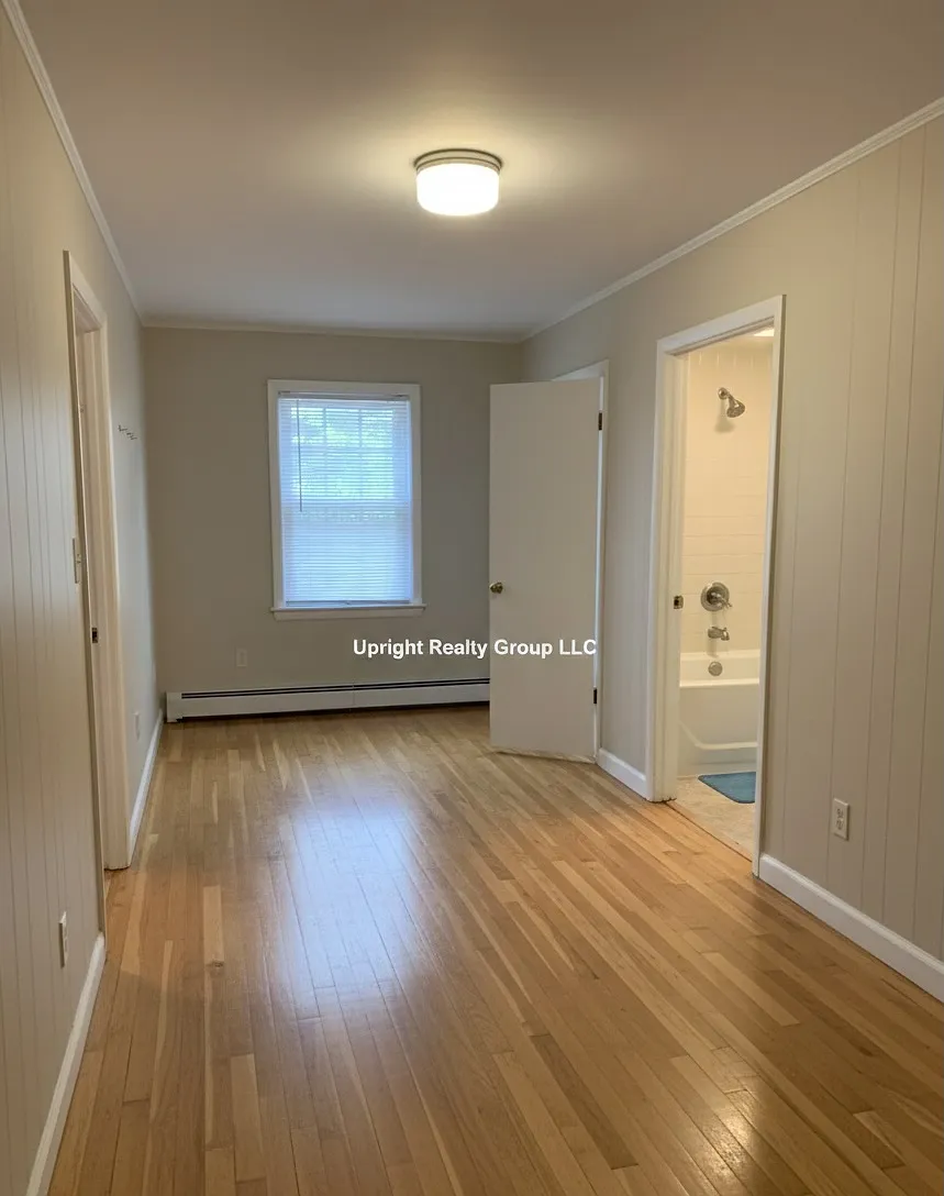 14 Hyde Park Ave Apartments — Photo 1