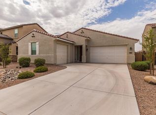 1061 W Blue Ridge Dr, San Tan Valley, AZ 85140