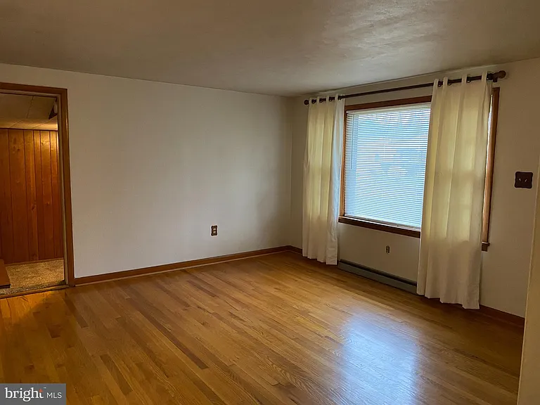 105 Fay St — Photo 11