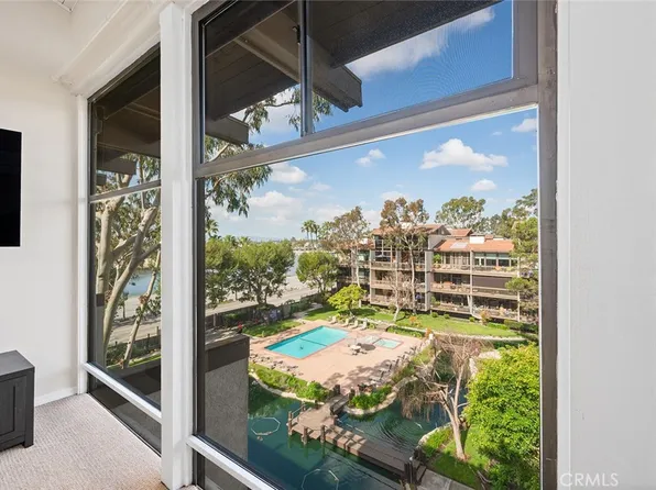 7305 Marina Pacifica Dr S, Long Beach, CA 90803