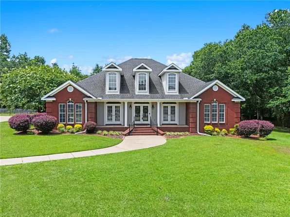 3176 Cedar Ct, Mobile, AL 36619