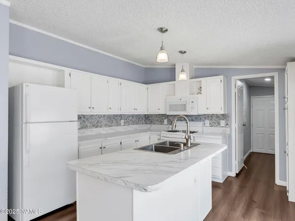 4801 E Kinsey Dr, Flagstaff, AZ 86004