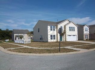 2890 Seasons Dr, Greenwood, IN 46143