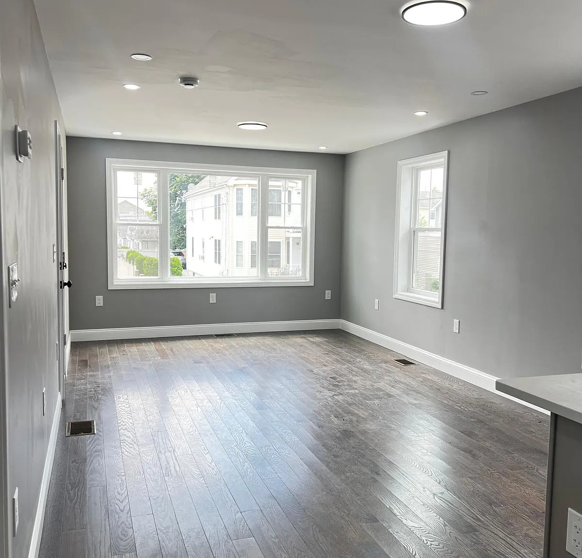 4 bed, $3,000 — Photo 4