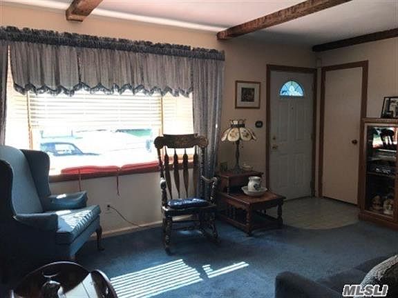 4th image of 4063 Wicks Ave