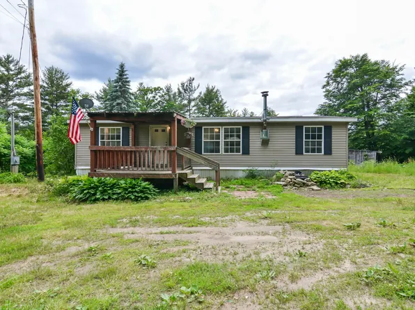 82 Anns Drive, Weare, NH 03281