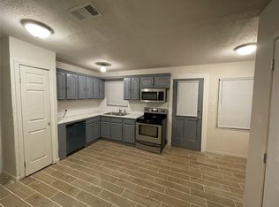 2850 Modree Ave, Dallas, TX 75216