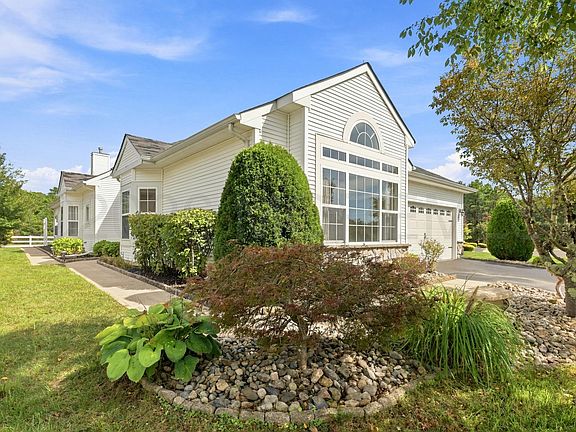 5th image of 49 Verona Drive