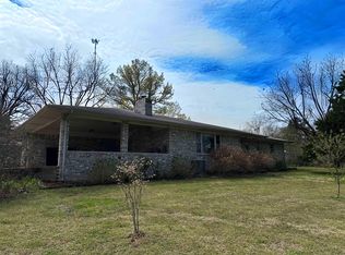 40 Sutton Ln, Batesville, AR 72501