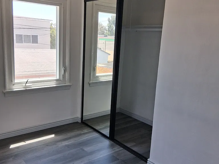 8616 S 5th Ave #8616 — Photo 1