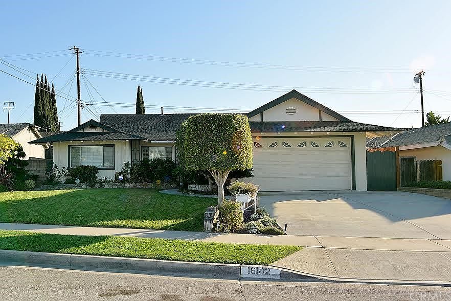2nd image of 16142 Woodbrier Dr