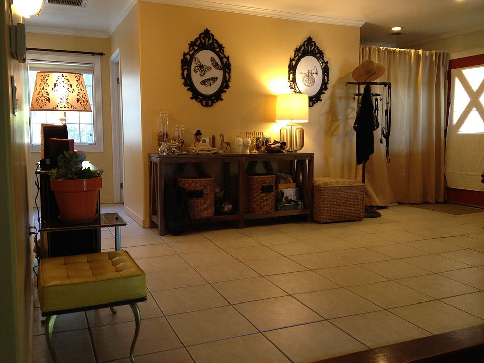 1st image of 3736 Oak Hill Ave