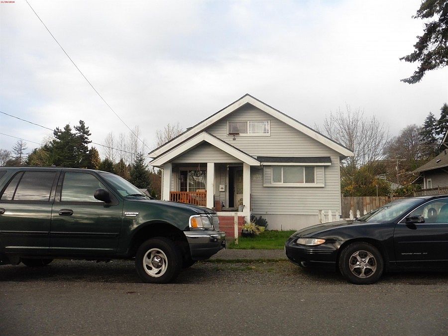 1st image of 3805 S 31st St
