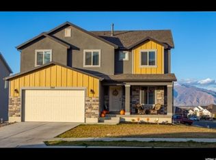 262 W Moonlight Dr, Elk Ridge, UT 84651