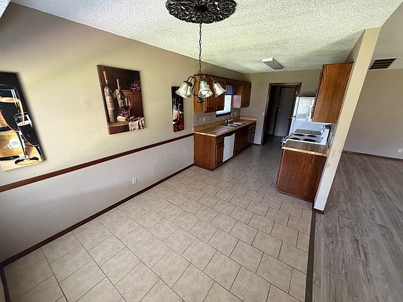 2nd image of 4433 W Reno St