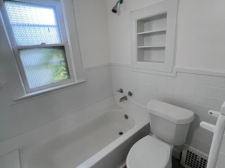 2778 E 126th St #2 — Photo 13