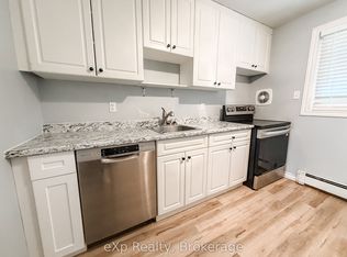 342 Kiwanis Park Dr #1, London, ON N5W 4M9