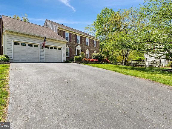 2nd image of 9619 Woodedge Dr