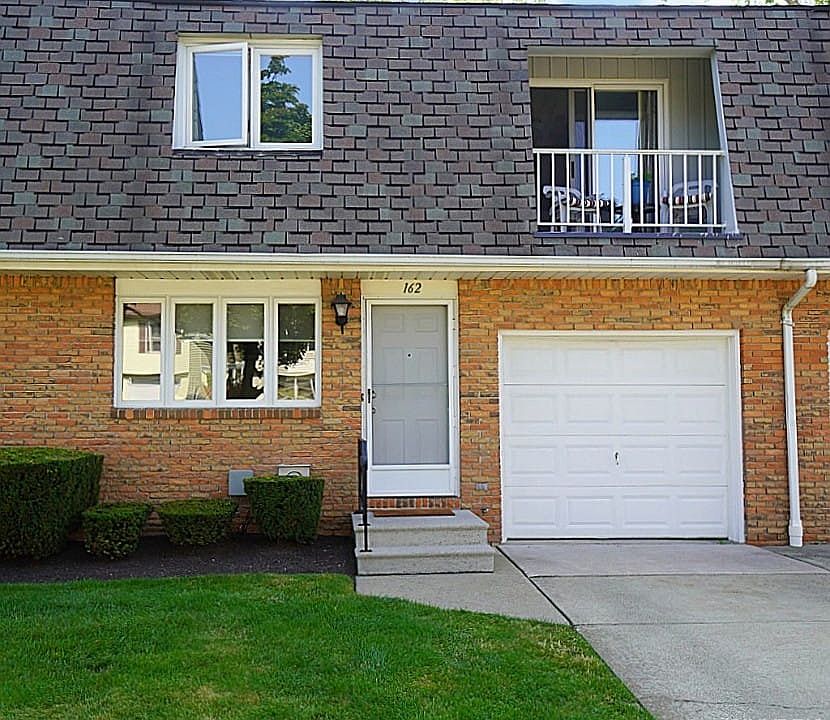 1st image of 162 Rebecca Park #162