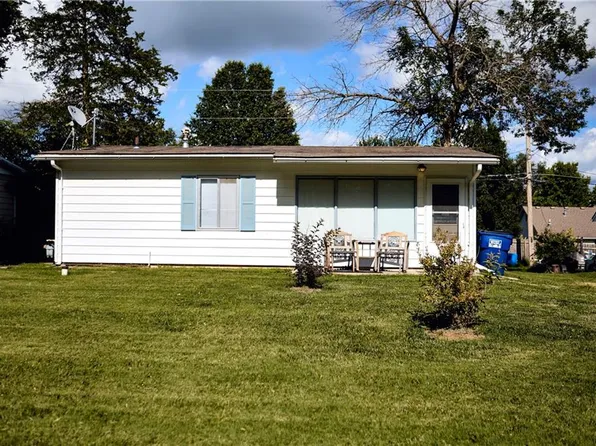 1610 Powers St, Lawrence, KS 66044