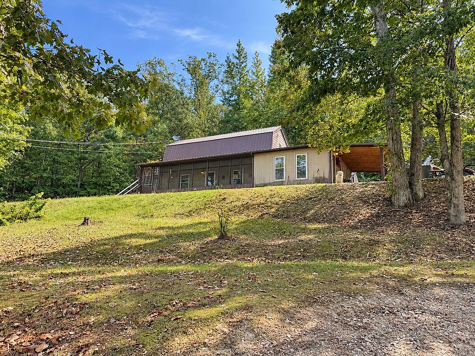 1st image of 2060 Deer Creek Rd