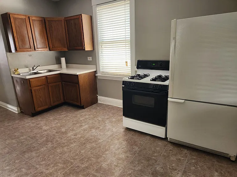 13342 S Houston Ave #2 — Photo 6