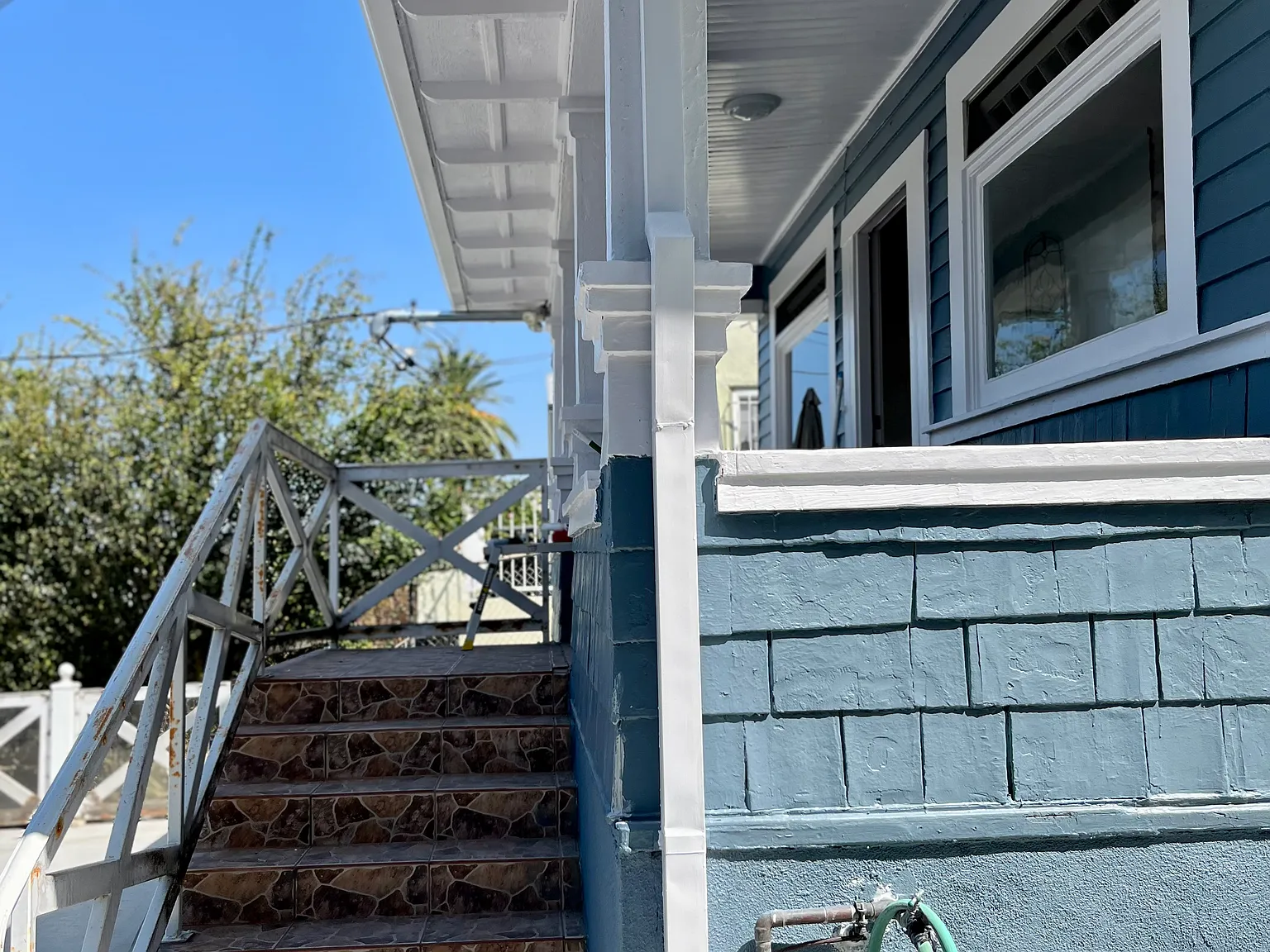 4 bed, 1950 sqft, $6,500 — Photo 1