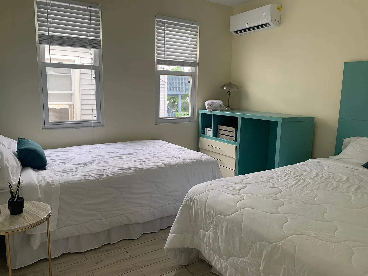 121 Blaine Ave — Photo 4
