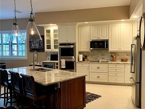 4th image of 7537 Old Thyme Ct #14D