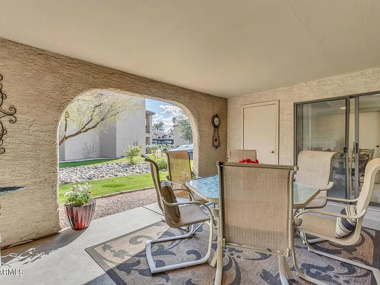 9430 E Mission Ln #101 — Photo 3