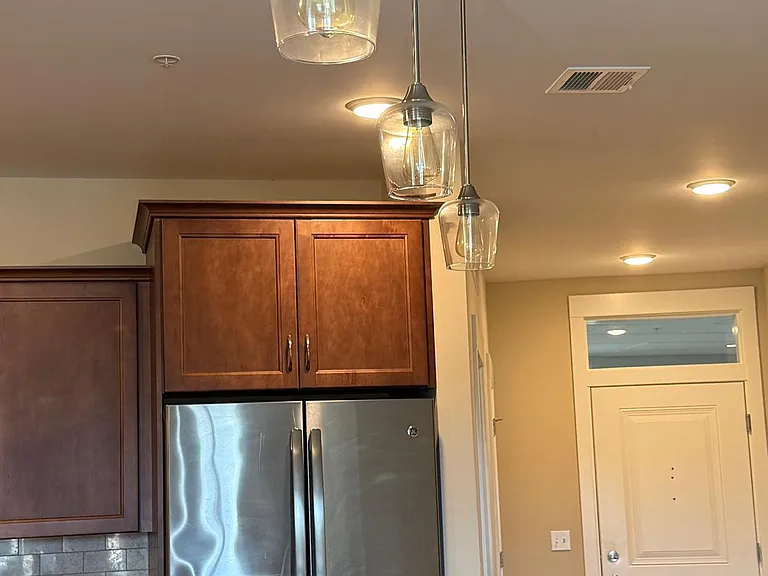 83 E Church St #111 — Photo 11